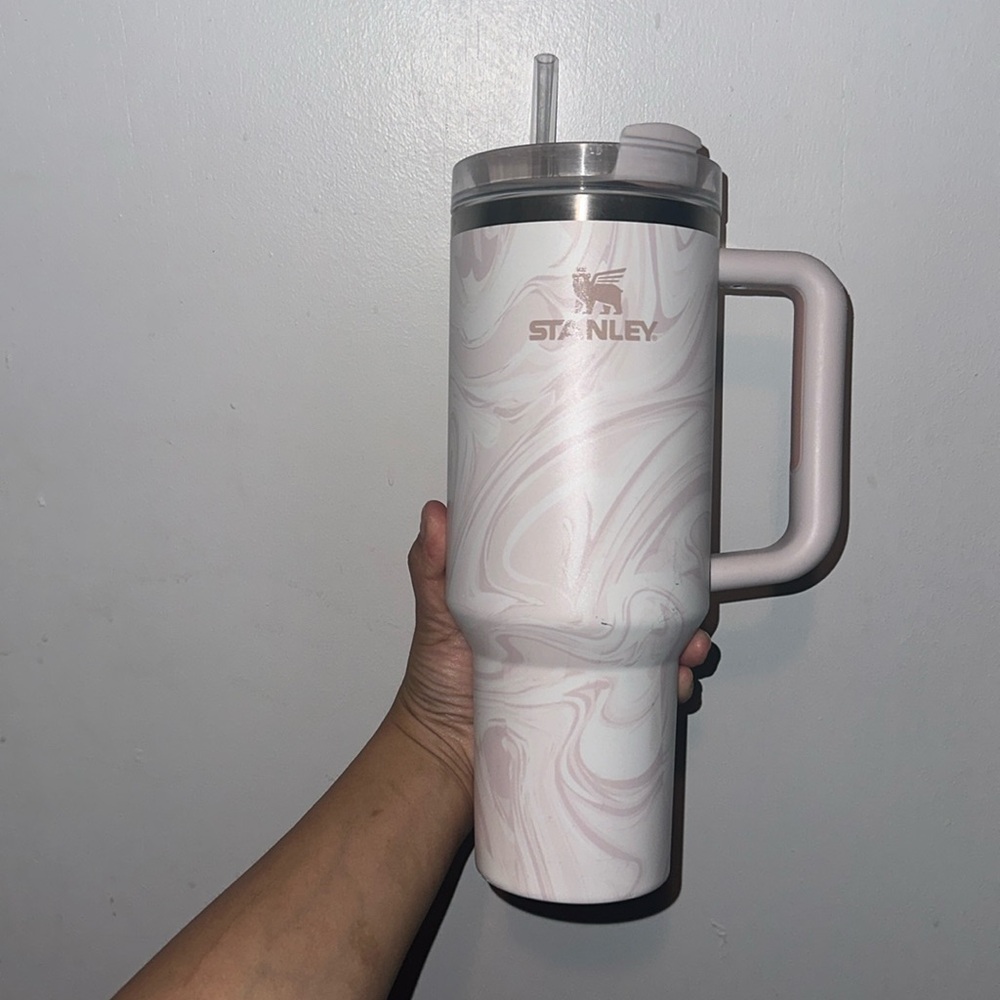 Gently used 40 oz Stanley